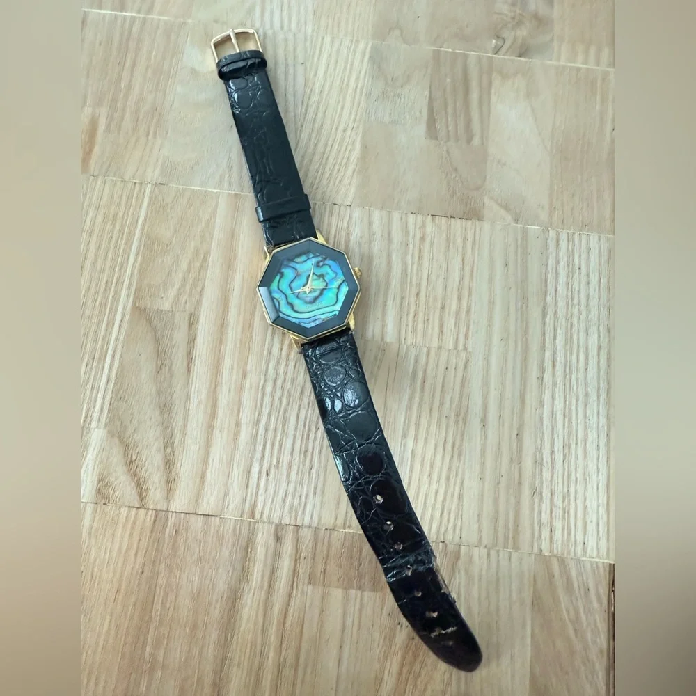 Vintage Vienna abalone octagon watch NEW BATTERY